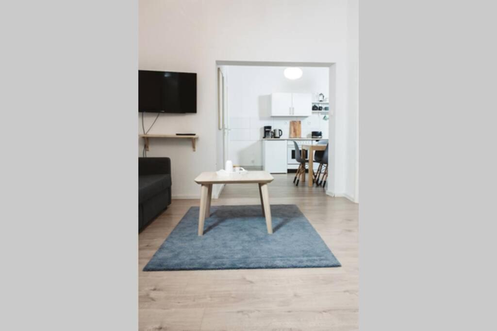 City Apartment Near Shooping Center, 6 Guests Berlin Eksteriør bilde