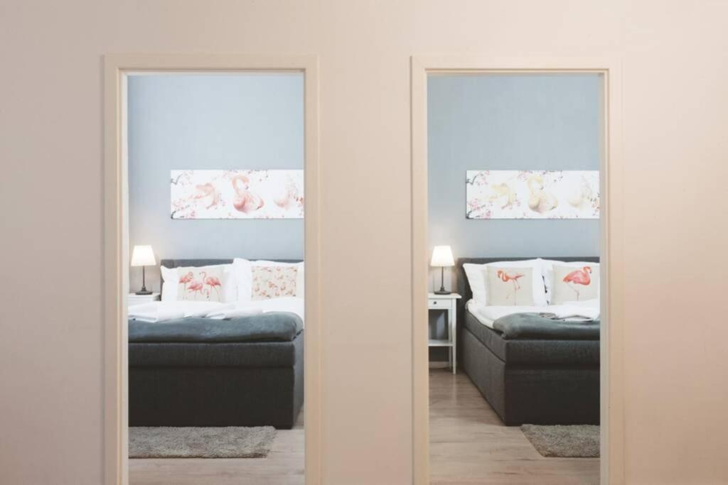 City Apartment Near Shooping Center, 6 Guests Berlin Eksteriør bilde